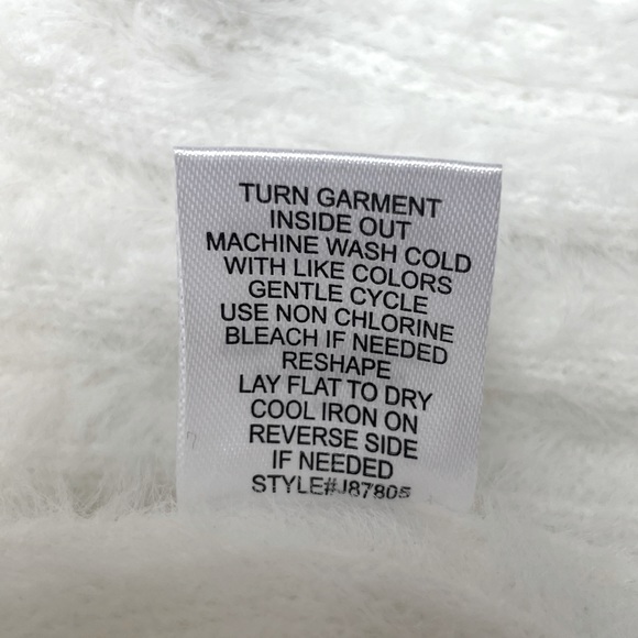 New With Tags Hooked Up Adorable Fuzzy cream Cardigan tank set - Picture 10 of 10